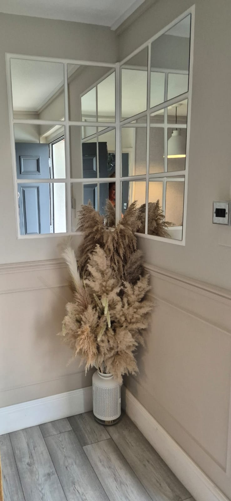 Premium decorative mirror mounting and feature border work completed